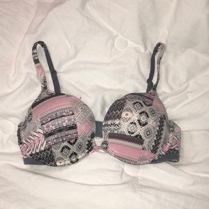 Victoria’s Secret push up bra!!